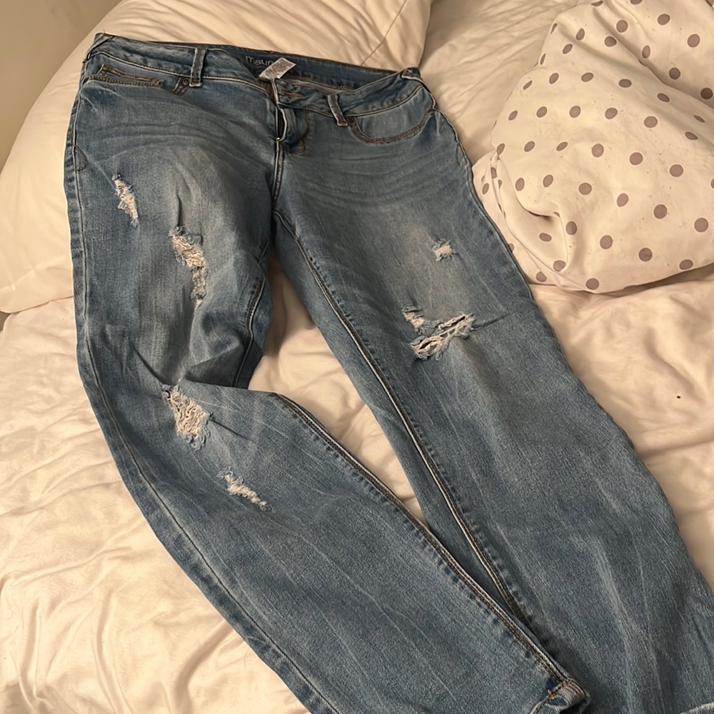 Maurices brand size medium skinny jeans